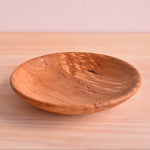 Cargar imagen en el visor de la galería, Small Alder Wood Dish with Spalting