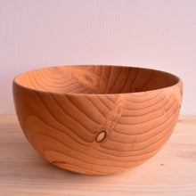 Cargar imagen en el visor de la galería, Elegant Cedar Wood Bowl
